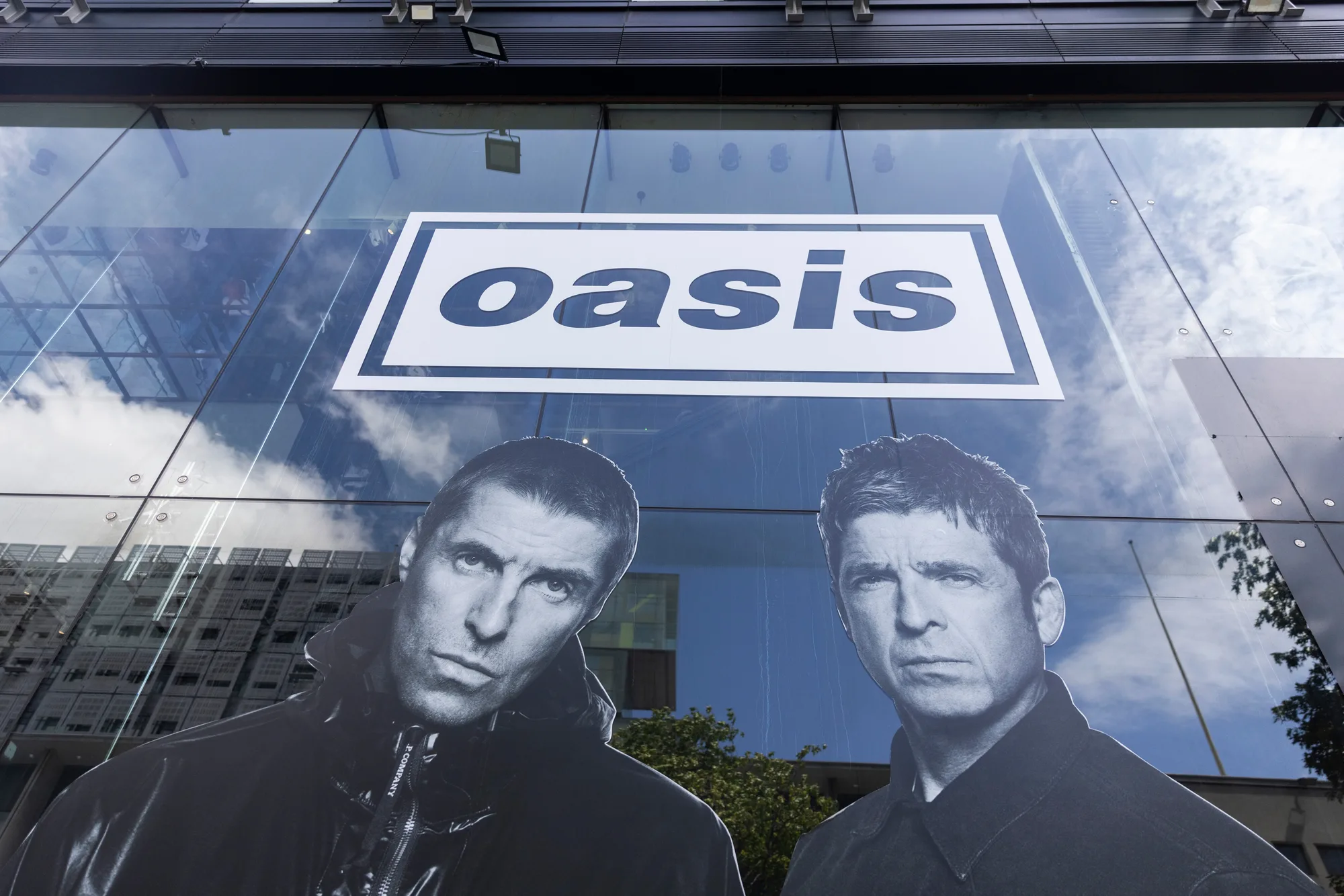 Oasis Announces A 38-Date 2027 World Tour